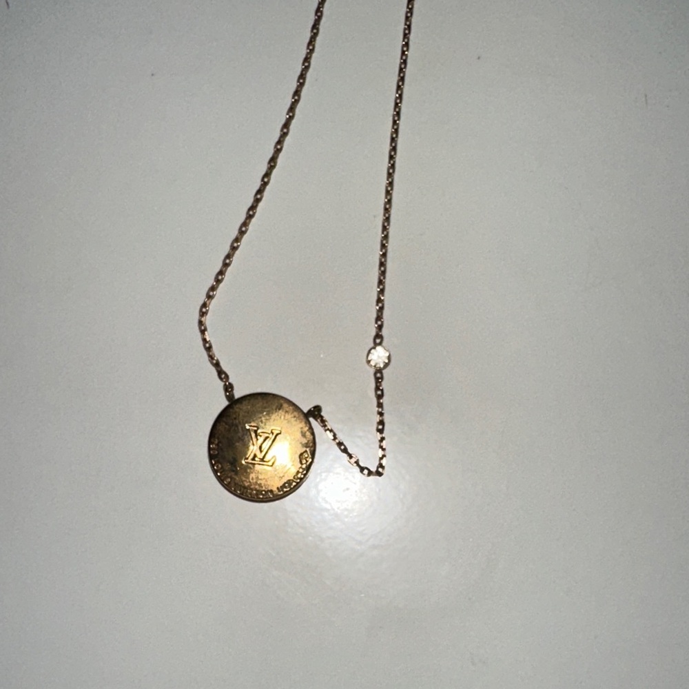 Rose gold LV pendant necklace